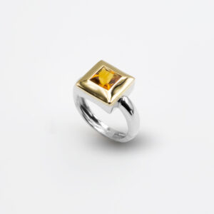 Bague or blanc et jaune Citrine madère